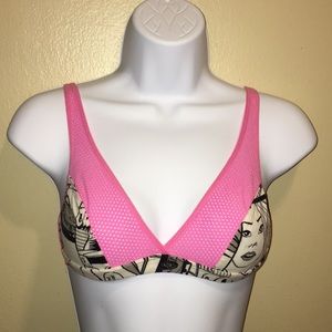 🛍 5/$25 🛍 Victoria’s Secret Pink Unlined Comic Strip Bra 34B